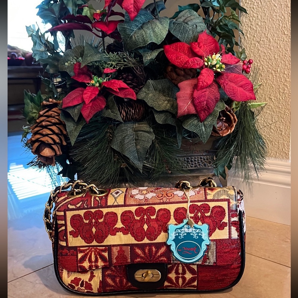 NWT Red Tapestry Convertible Shoulder/Crossbody Bag